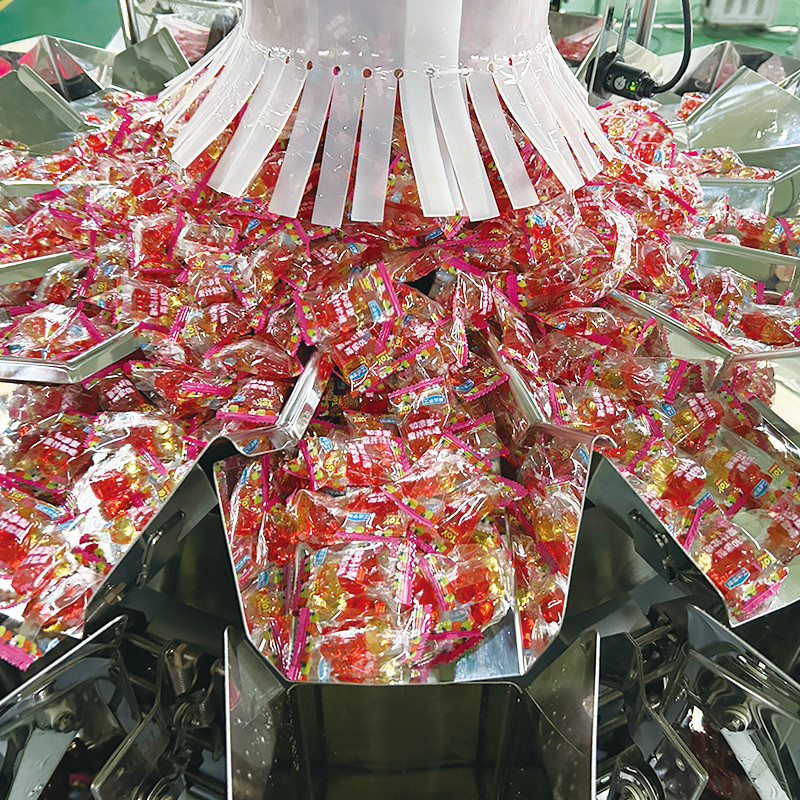 Wysokiej wydajności Pistachio Nut Vertical Packing Machine PLC-Drive For Sealing Wrapping Labeling Filling Bag Packaging Line
