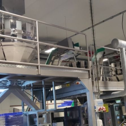 10-calowy kolorowy ekran dotykowy ISO9001 0,5L Maszyna do pakowania orzechów do pakowania
