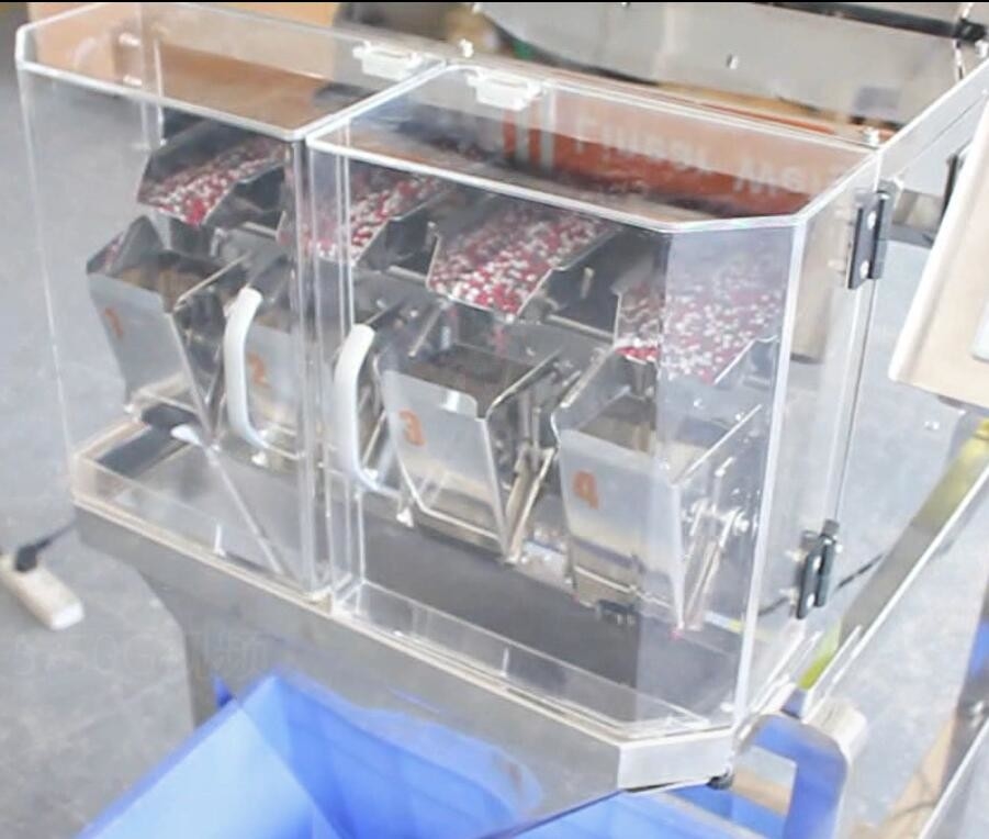 0,8KW 200g 4-głowicowa liniowa maszyna pakująca 0,5L 80 P / M
